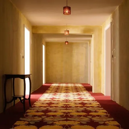 Hotel Lux-2